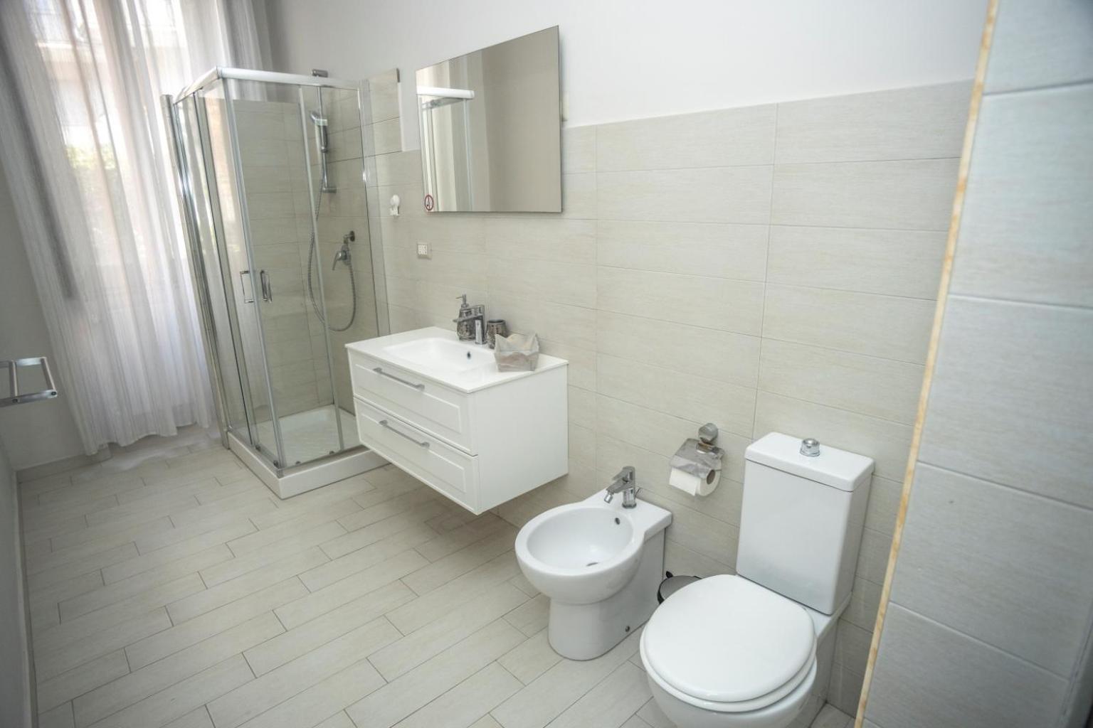 Shr-Sicily Holiday Rooms คาตาเนีย ภายนอก รูปภาพ